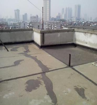 桑植漏水维修 楼顶漏水是什么原因，楼顶漏水维修方法是什么?
